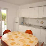 Apartamento By The Sea Nerezine, Losinj - 3451 Nerezine